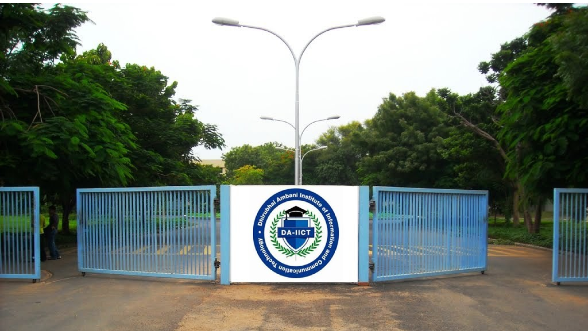 DAIICT Official